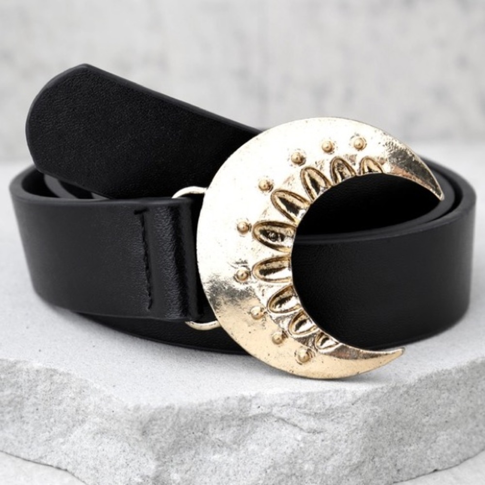 Lulus half moon belt